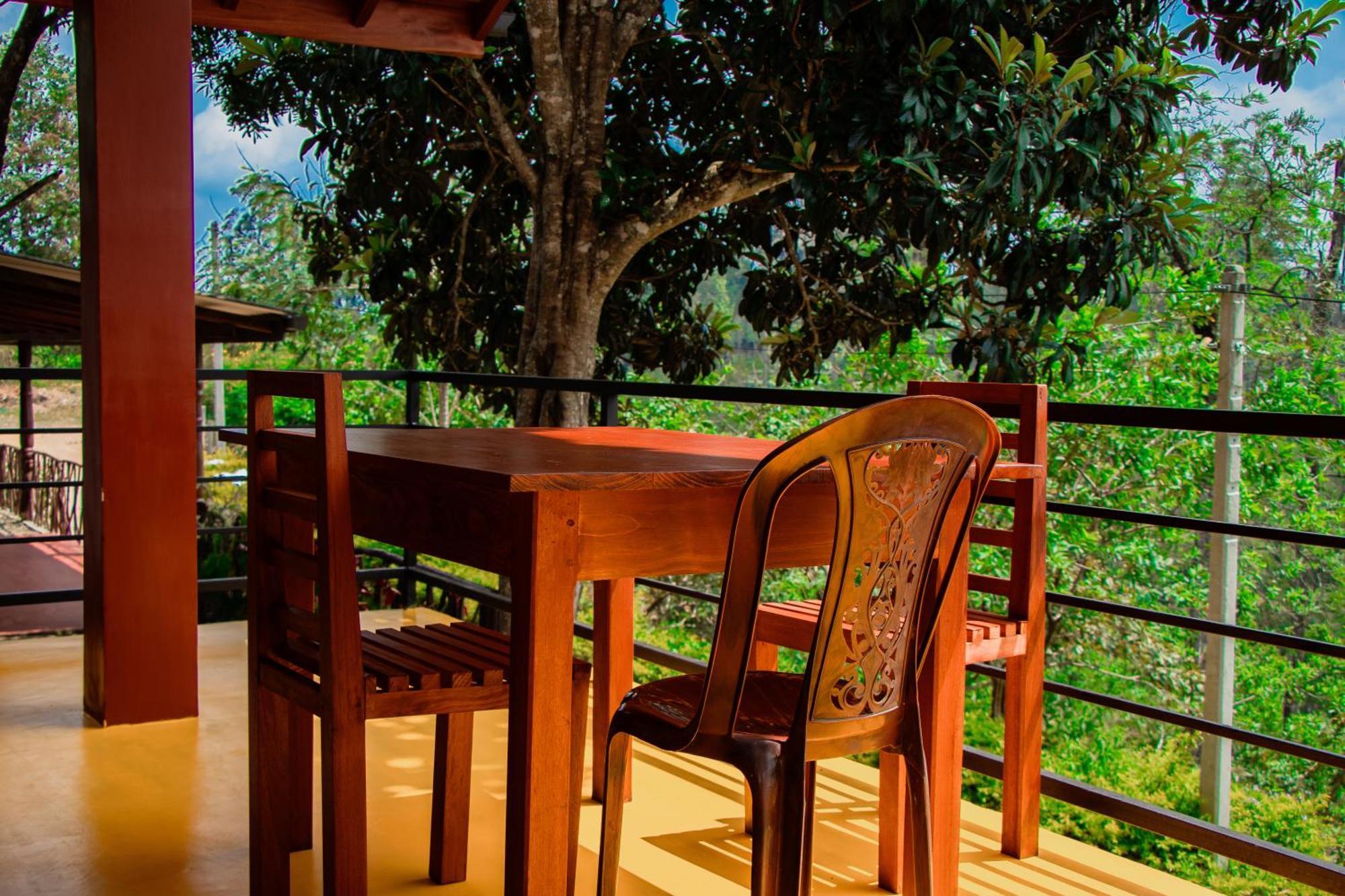 Nine Arch Wood Cabin Ella Ngoại thất bức ảnh