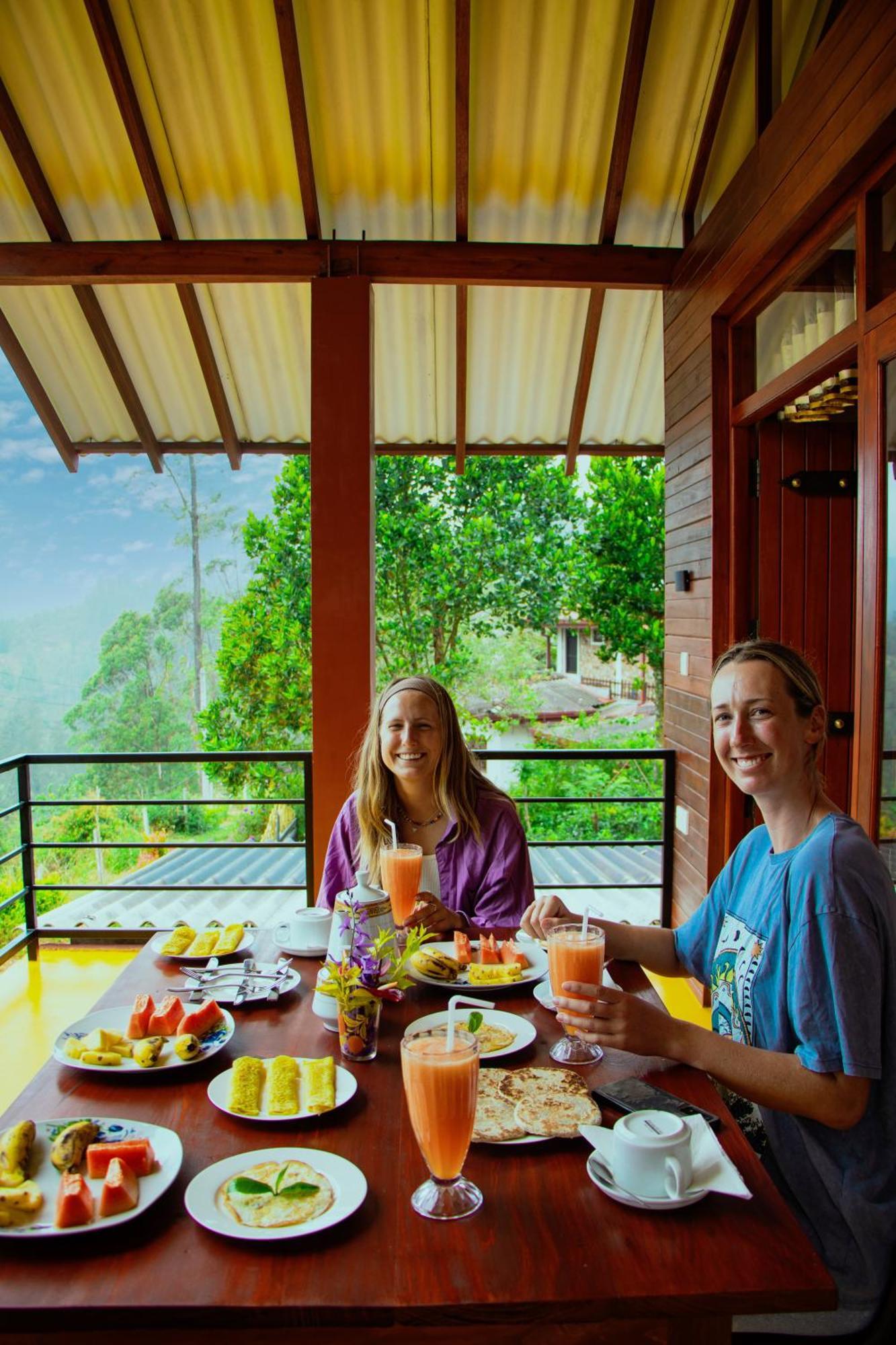 Nine Arch Wood Cabin Ella Ngoại thất bức ảnh