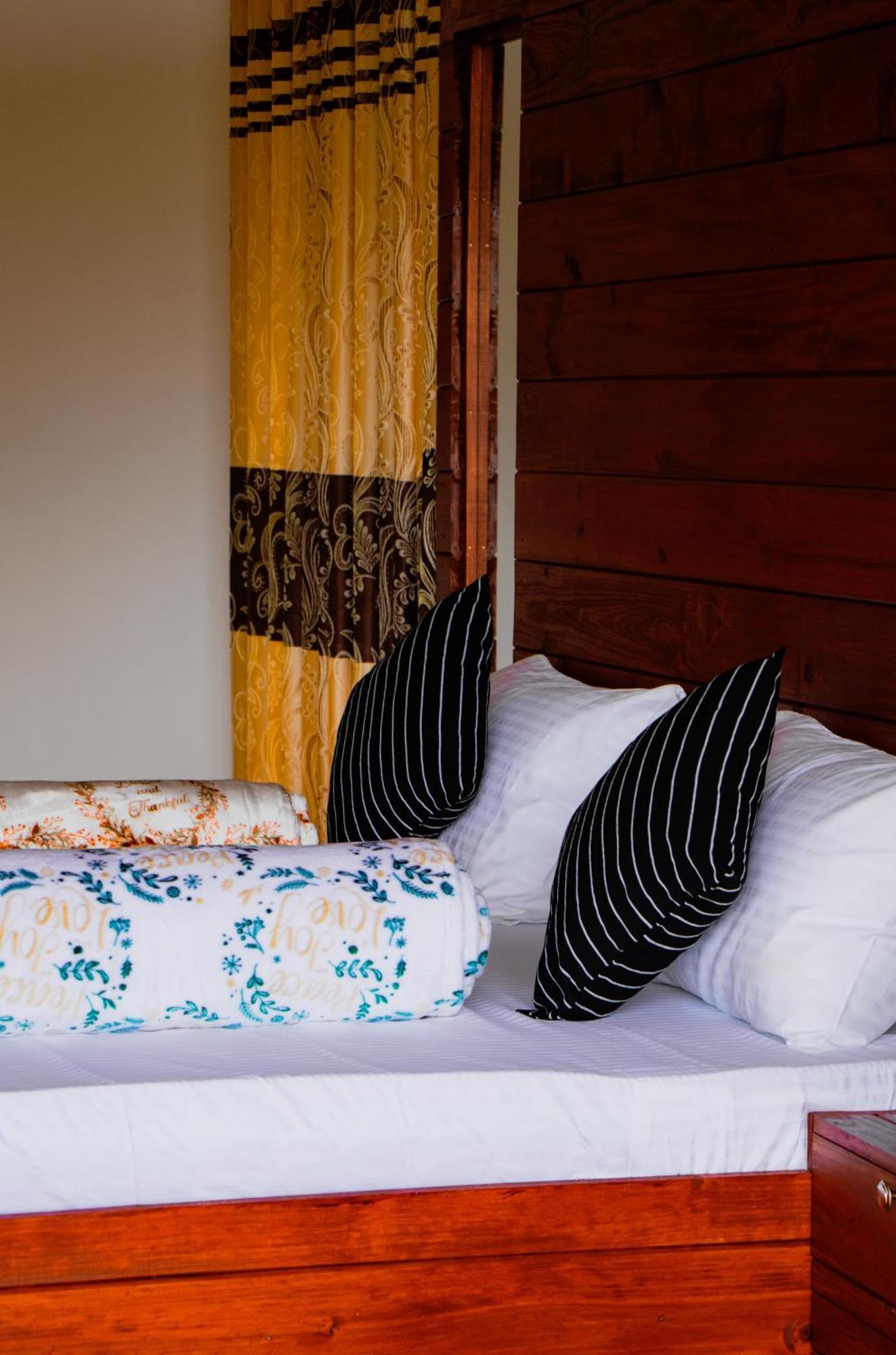 Nine Arch Wood Cabin Ella Ngoại thất bức ảnh