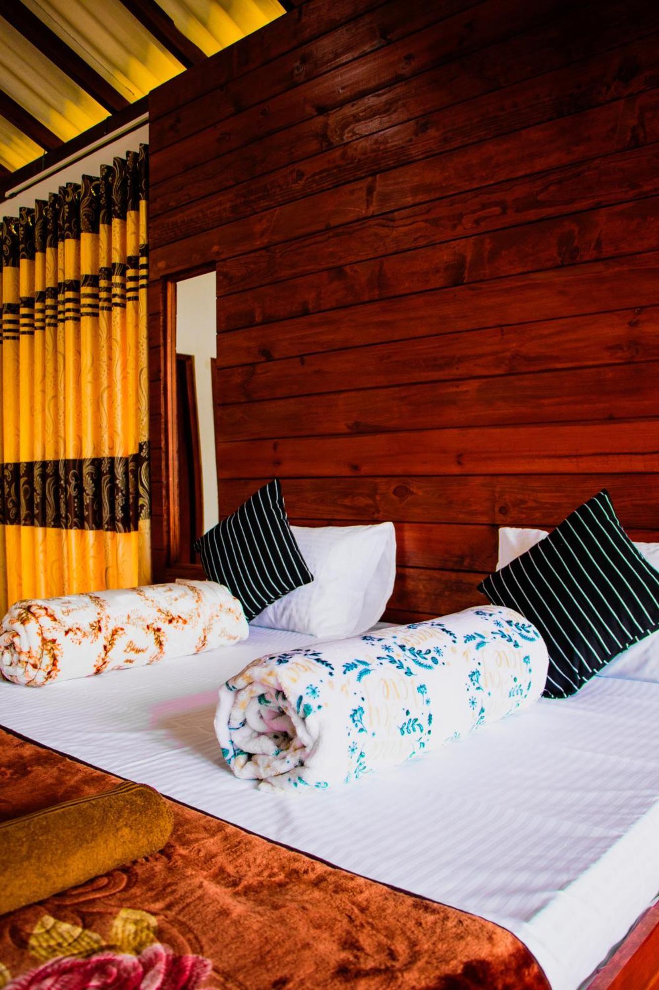 Nine Arch Wood Cabin Ella Ngoại thất bức ảnh